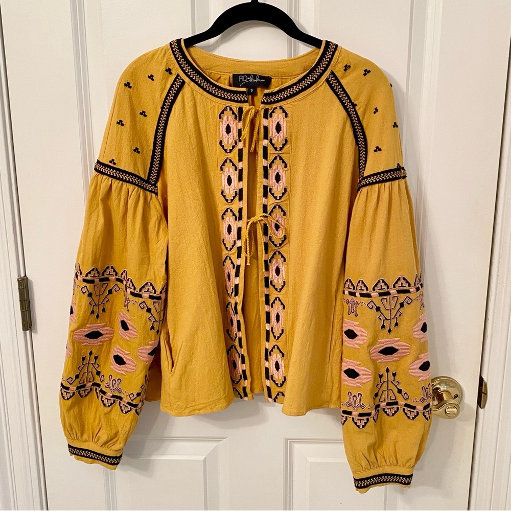 RD & Kokomo like New yellow black embroidered tie front crop jacket bolo style